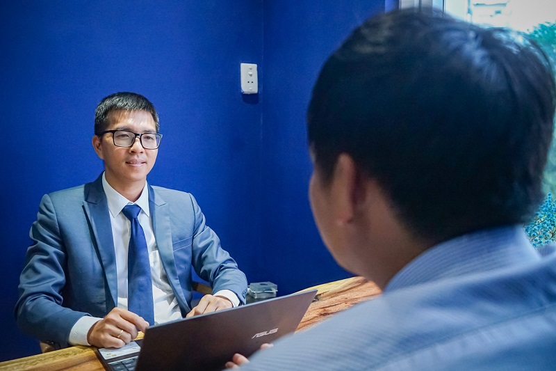 luật sư bào chữa 02