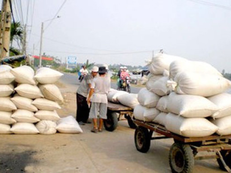 nhập hàng tiểu ngạch có phải buôn lậu không 01