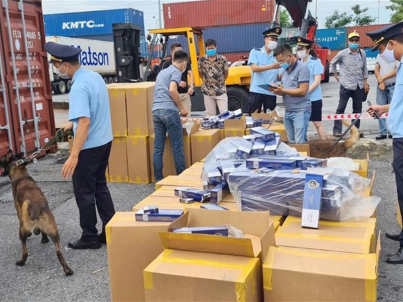 tội buôn lậu 03