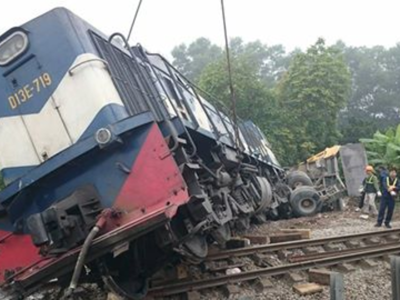 Người phạm tội đưa vào sử dụng các phương tiện, thiết bị giao thông đường sắt không bảo đảm an toàn sẽ bị xử lý nghiêm theo quy định pháp luật.