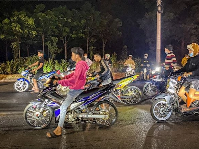 Tội tổ chức đua xe trái phép thường diễn ra ở nơi công cộng đông người, tiềm ẩn nhiều rủi ro.
