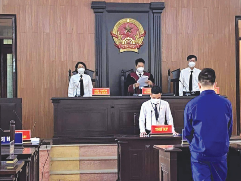 Bộ luật Hình sự 2015 đã mở rộng khái niệm tội xâm phạm hoạt động tư pháp để bao quát nhiều hành vi vi phạm hơn.