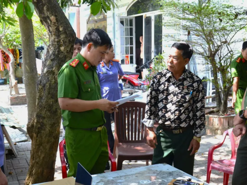 Mọi hành vi phát ngôn, đăng tải, chia sẻ nội dung sai sự thật gây ảnh hưởng đến uy tín của cơ quan nhà nước có thể bị xử lý về tội lợi dụng các quyền tự do dân chủ xâm phạm lợi ích của Nhà nước, quyền, lợi ích hợp pháp của tổ chức, cá nhân.