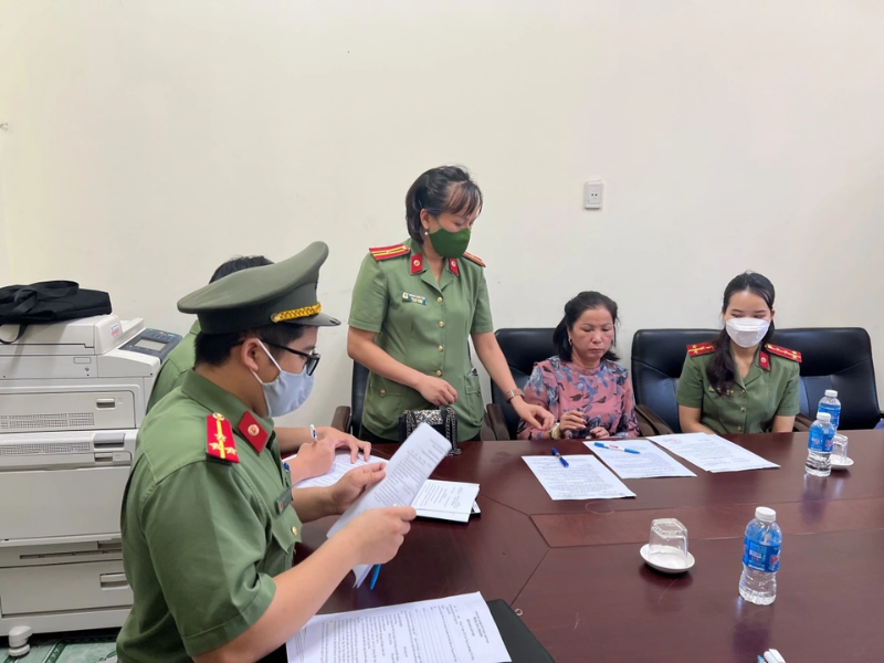 Trong thời gian gần đây, nhiều đối tượng đã bị khởi tố về tội lợi dụng các quyền tự do dân chủ xâm phạm lợi ích của Nhà nước, quyền, lợi ích hợp pháp của tổ chức, cá nhân do đăng tải thông tin sai lệch trên mạng xã hội.