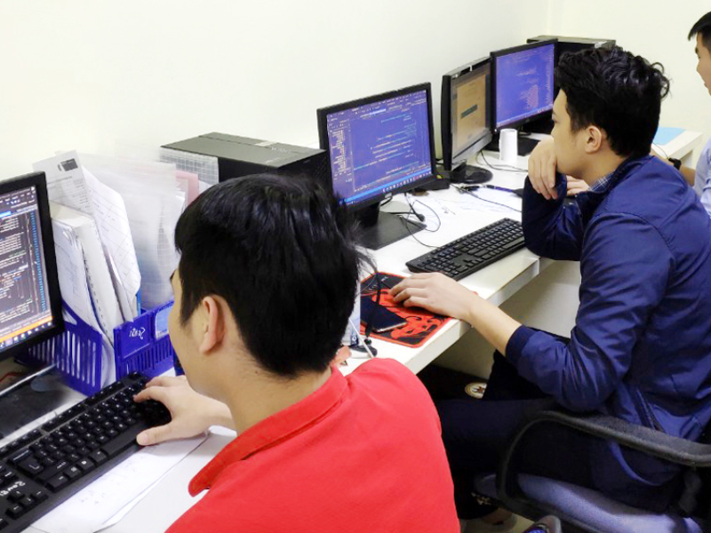 Nhiều vụ việc liên quan đến tội vô ý làm lộ bí mật công tác bắt nguồn từ sơ suất khi sử dụng email công vụ.