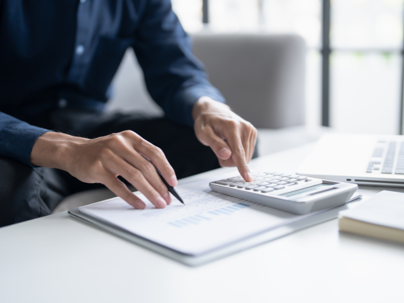 Việc tuân thủ đúng thời hạn giúp người nộp thuế nước ngoài tránh bị xử phạt vi phạm hành chính và đảm bảo quyền lợi về hoàn thuế